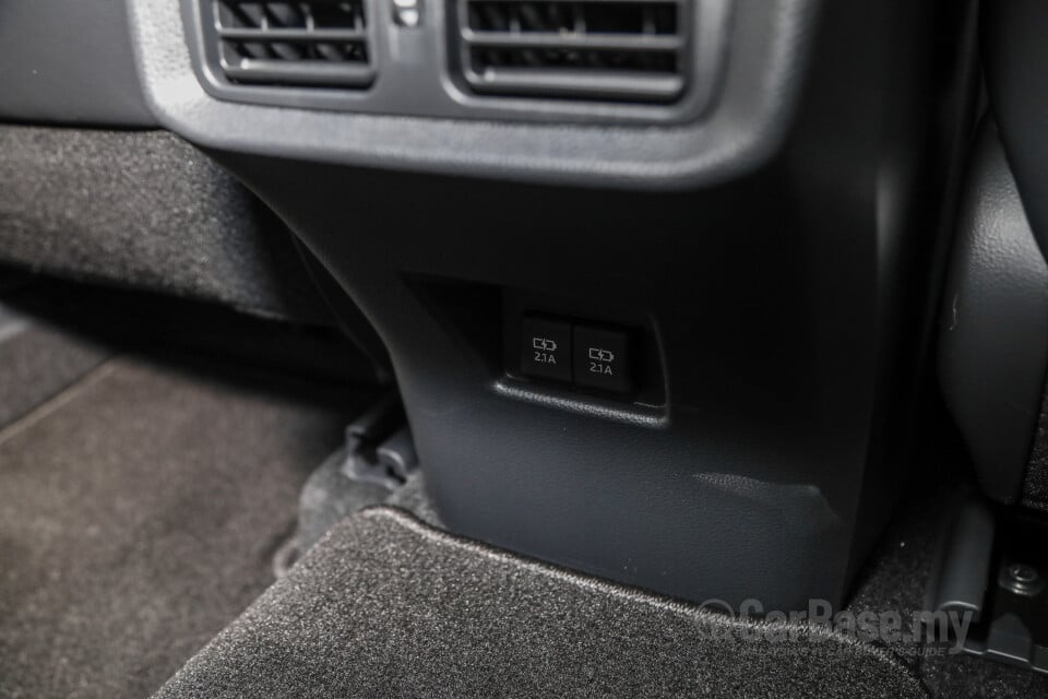 Toyota Harrier XU80 (2021) Interior