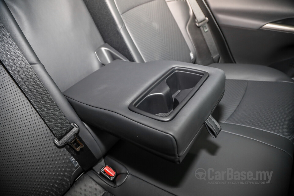 Toyota Harrier XU80 (2021) Interior