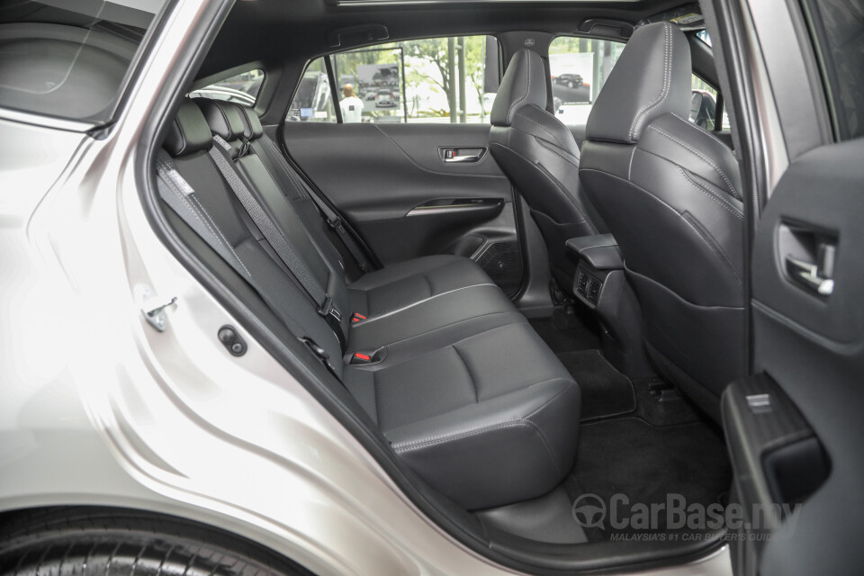 Toyota Harrier XU80 (2021) Interior