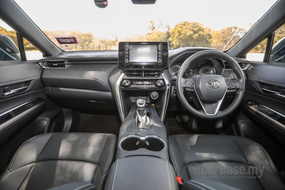 Toyota Harrier XU80 (2021) Interior