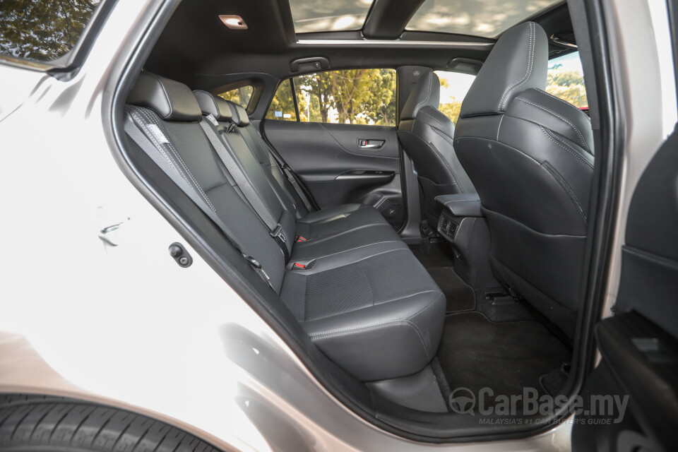 Toyota Harrier XU80 (2021) Interior