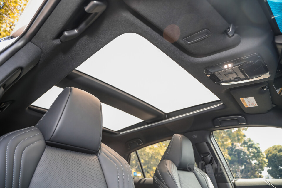 Toyota Harrier XU80 (2021) Interior