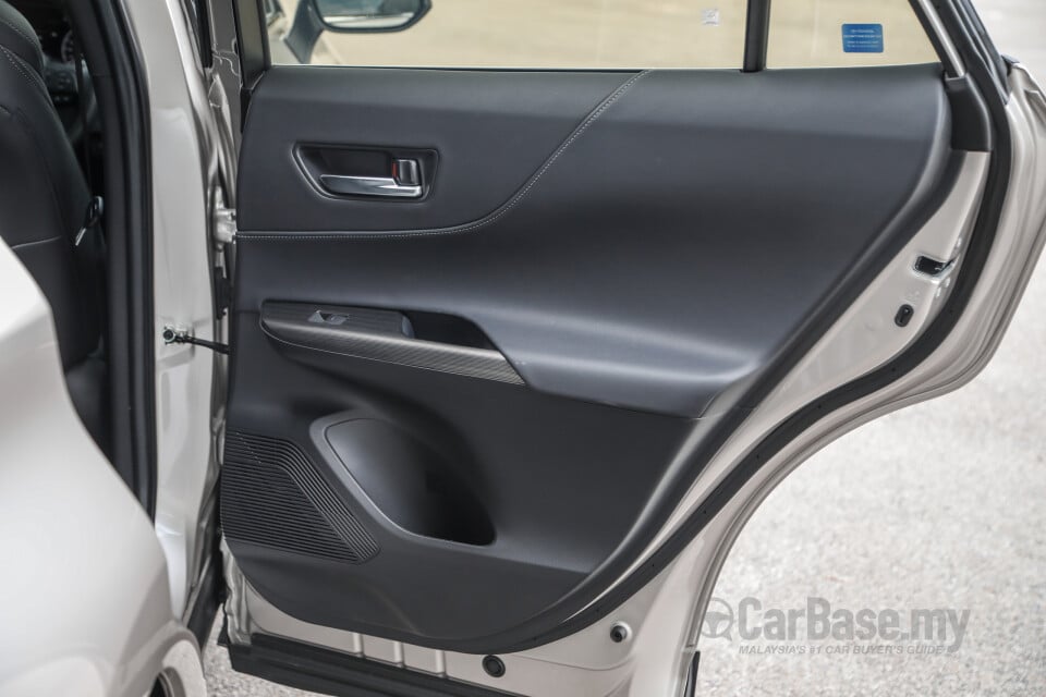 Toyota Harrier XU80 (2021) Interior