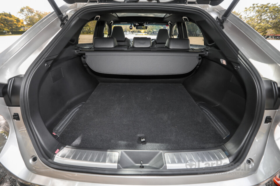 Toyota Harrier XU80 (2021) Interior