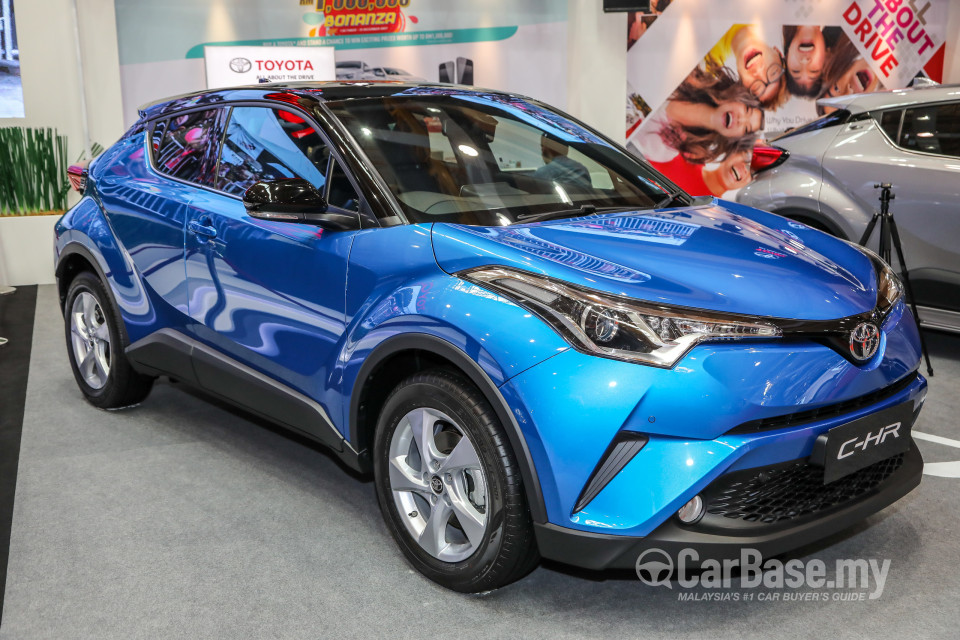 Toyota C-HR Mk1 (2018) Exterior