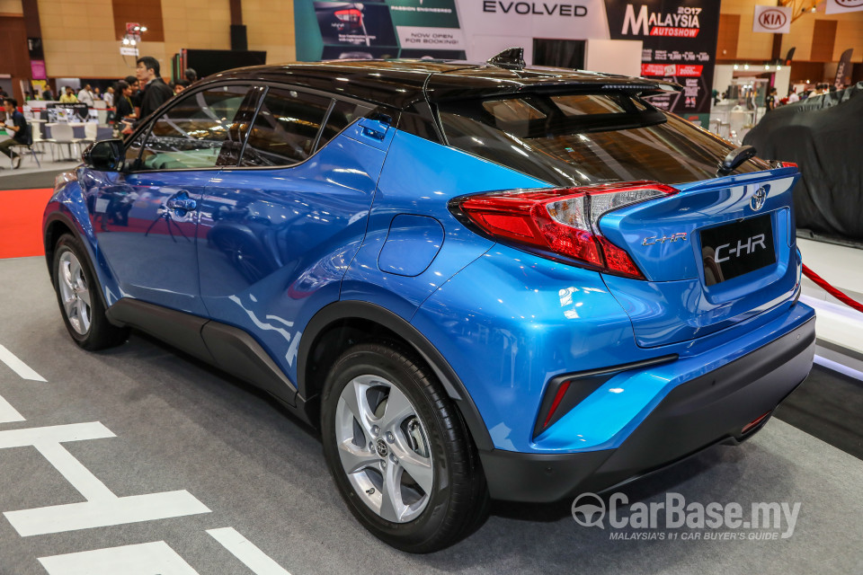 Toyota C-HR Mk1 (2018) Exterior