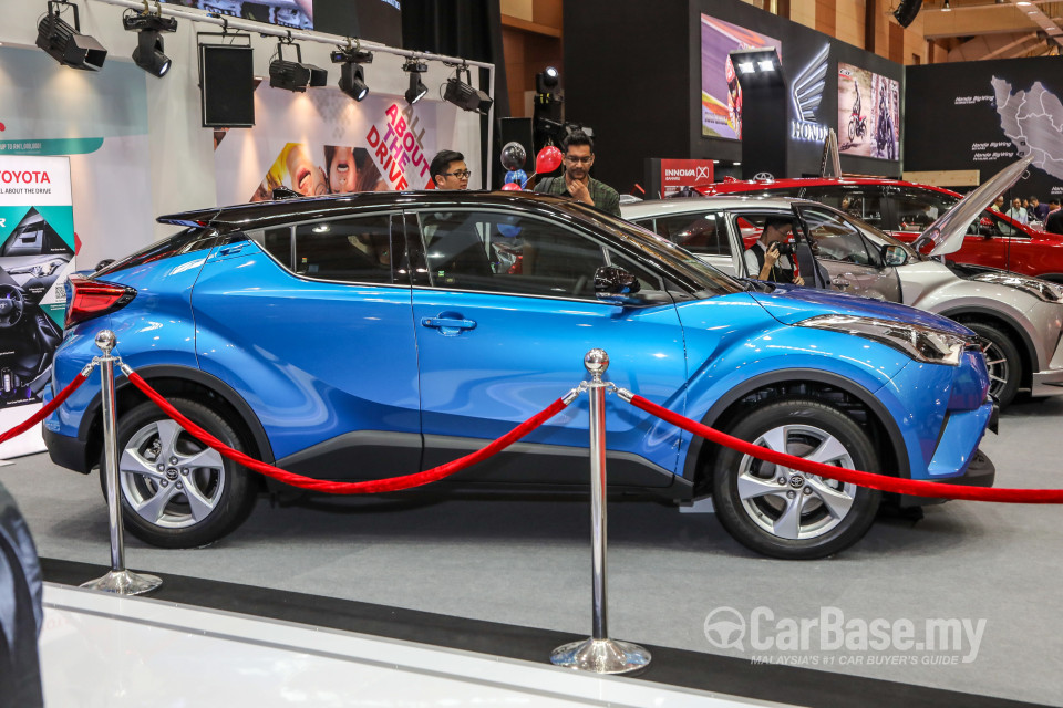 Toyota C-HR Mk1 (2018) Exterior