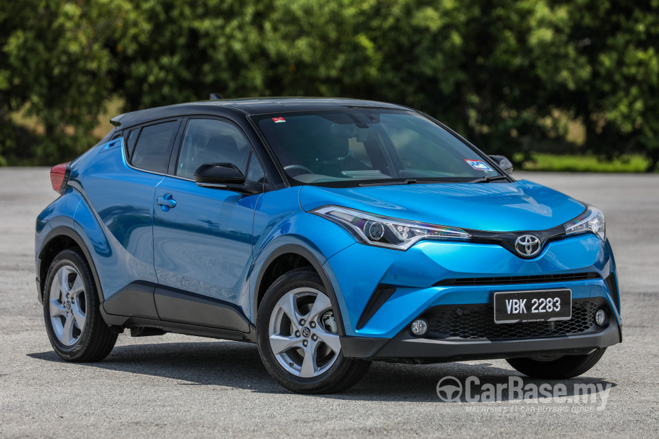 Toyota C-HR Mk1 (2018) Exterior