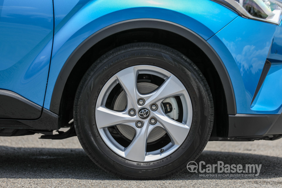 Toyota C-HR Mk1 (2018) Exterior
