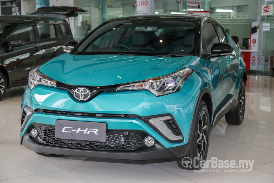 Toyota C-HR Mk1 (2018) Exterior