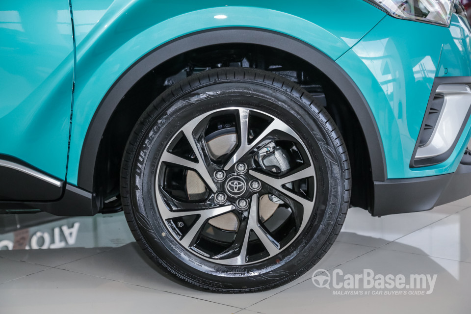 Toyota C-HR Mk1 (2018) Exterior
