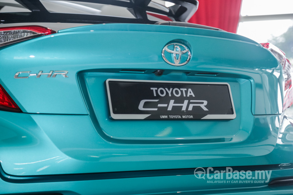 Toyota C-HR Mk1 (2018) Exterior