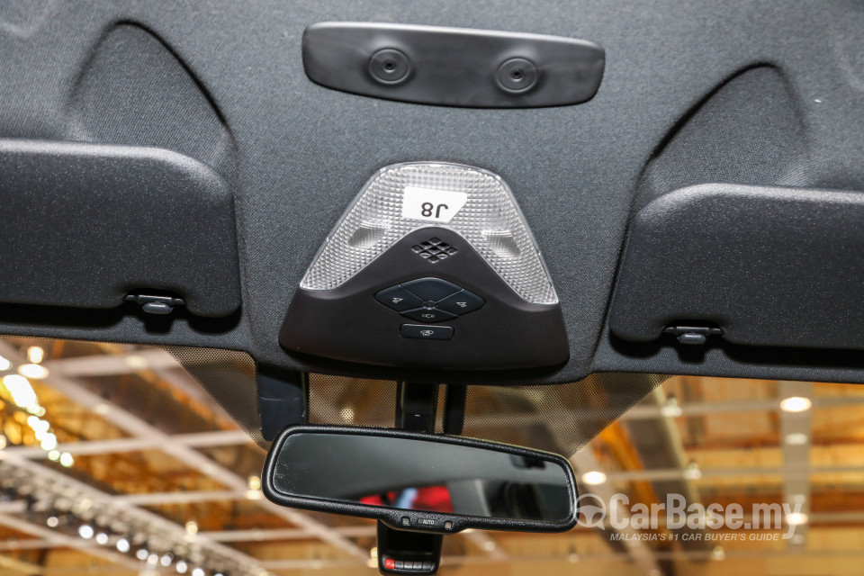 Toyota C-HR Mk1 (2018) Interior