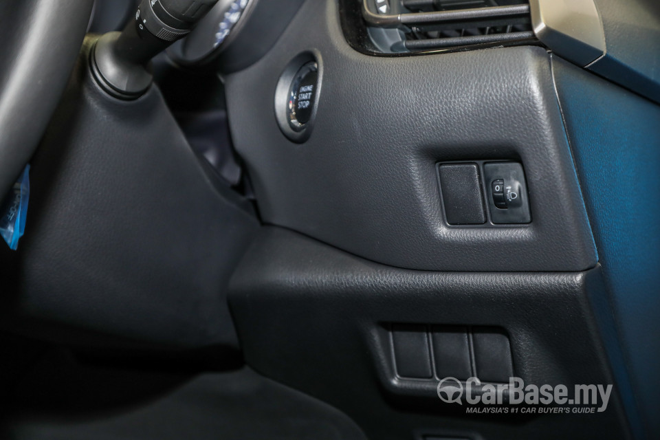 Toyota C-HR Mk1 (2018) Interior
