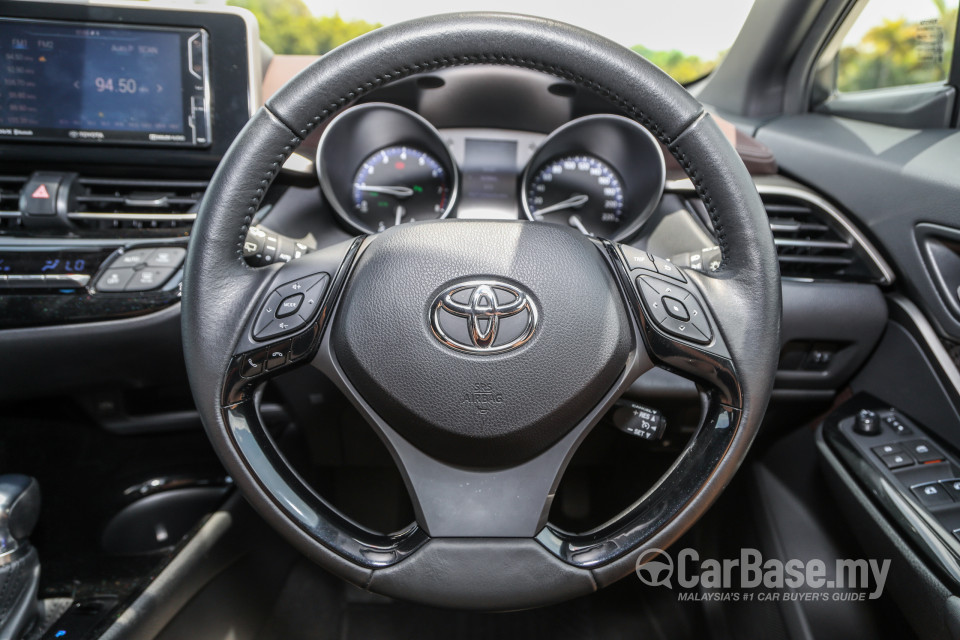 Toyota C-HR Mk1 (2018) Interior