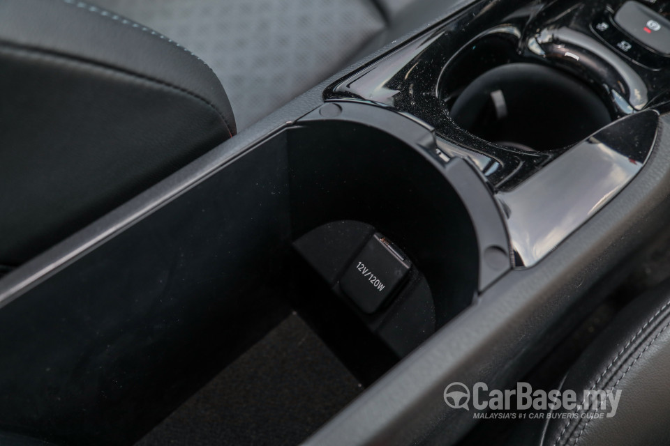 Toyota C-HR Mk1 (2018) Interior