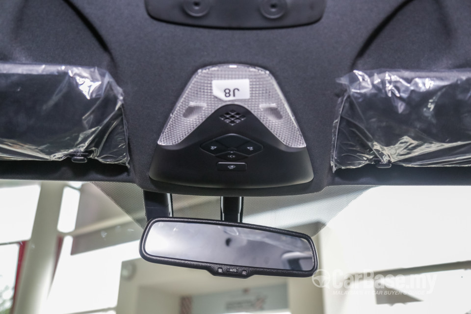 Toyota C-HR Mk1 (2018) Interior