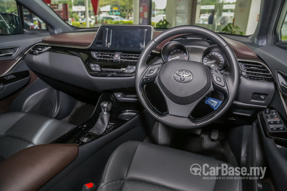 Toyota C-HR Mk1 (2018) Interior