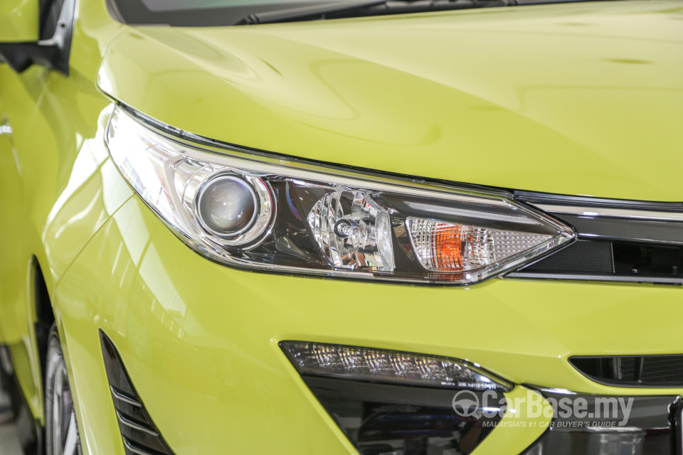 Toyota Yaris NSP151 Facelift (2019) Exterior