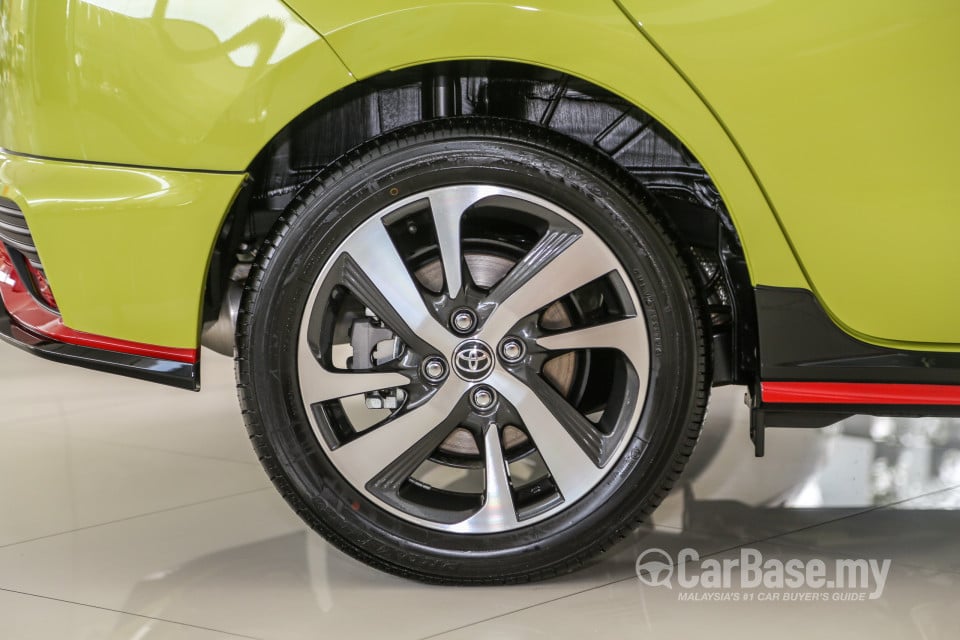 Toyota Yaris NSP151 Facelift (2019) Exterior