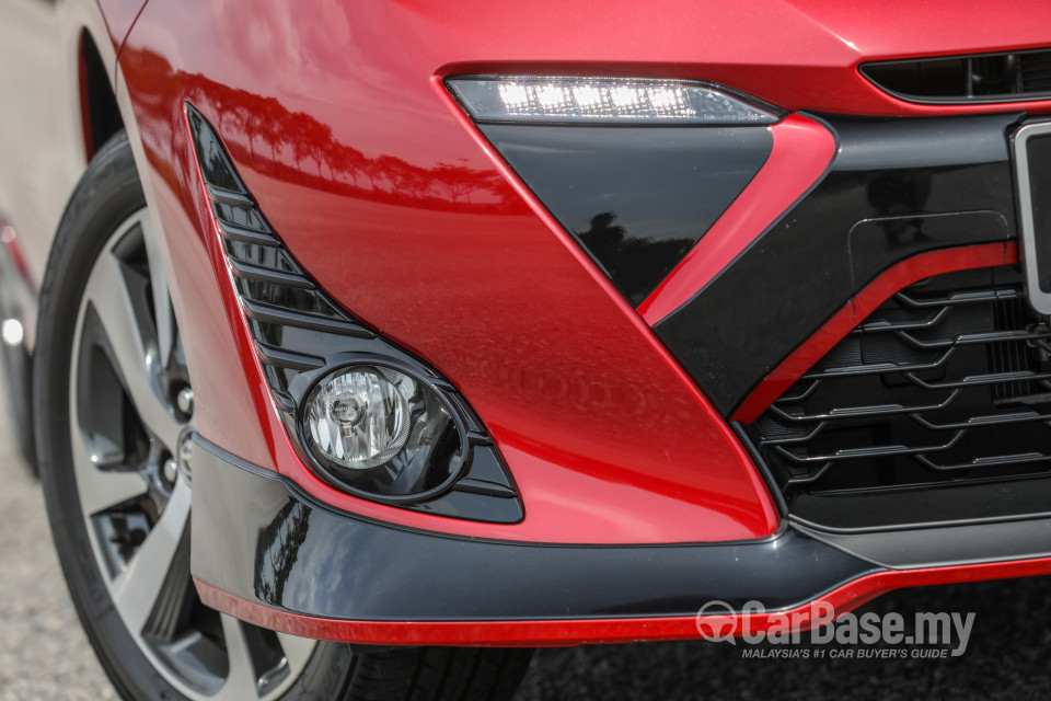 Toyota Yaris NSP151 Facelift (2019) Exterior