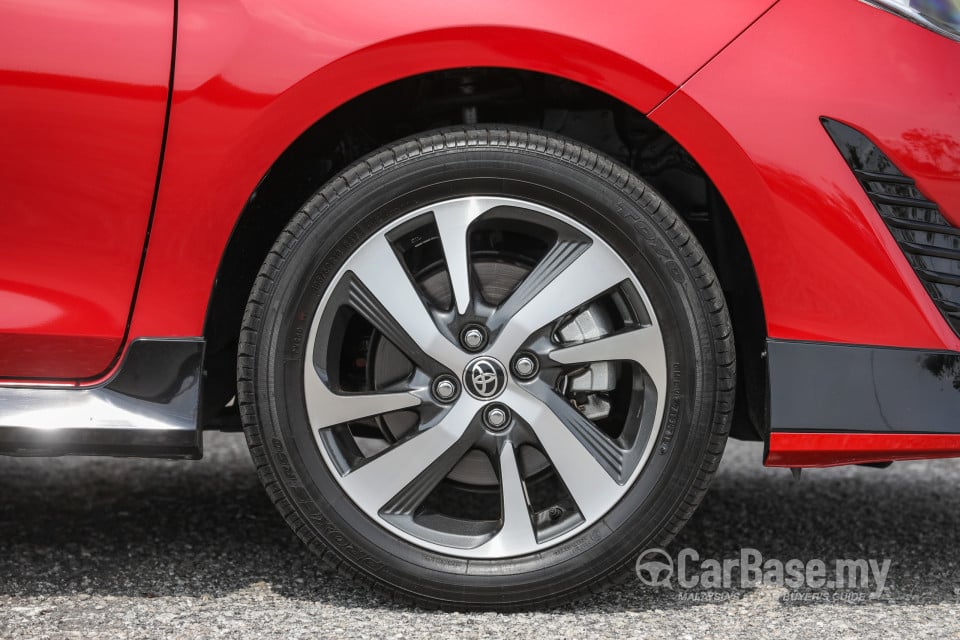 Toyota Yaris NSP151 Facelift (2019) Exterior