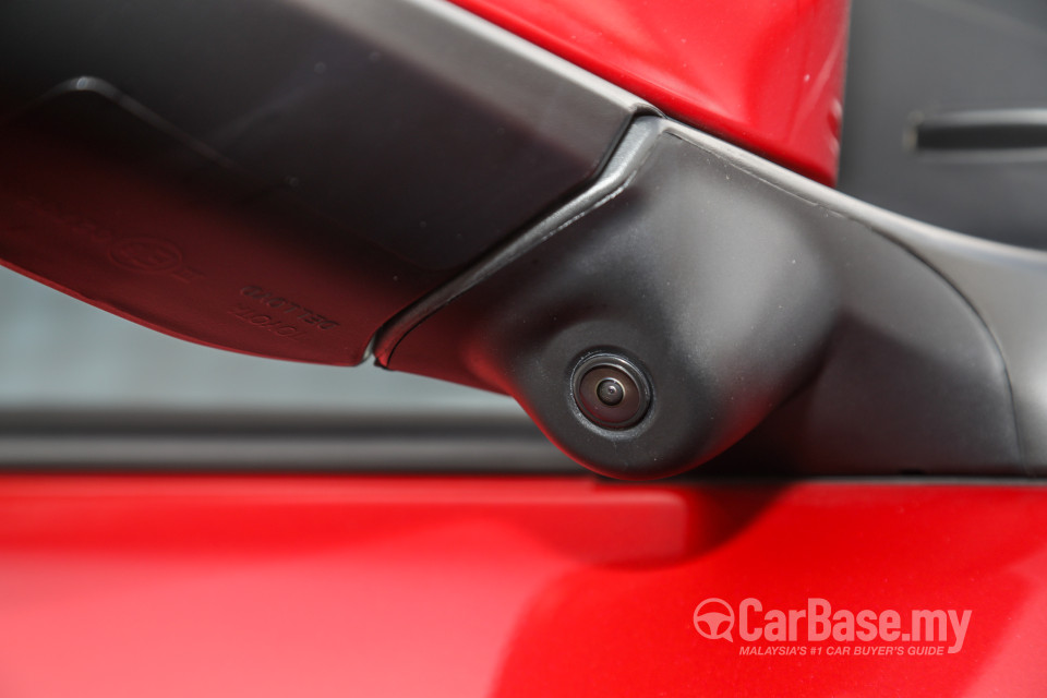 Toyota Yaris NSP151 Facelift (2019) Exterior