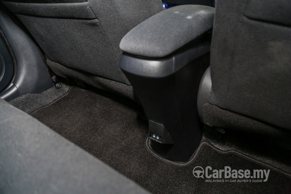 Toyota Yaris NSP151 Facelift (2019) Interior