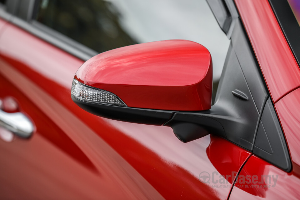 Toyota Yaris NSP151 Facelift 2 (2020) Exterior