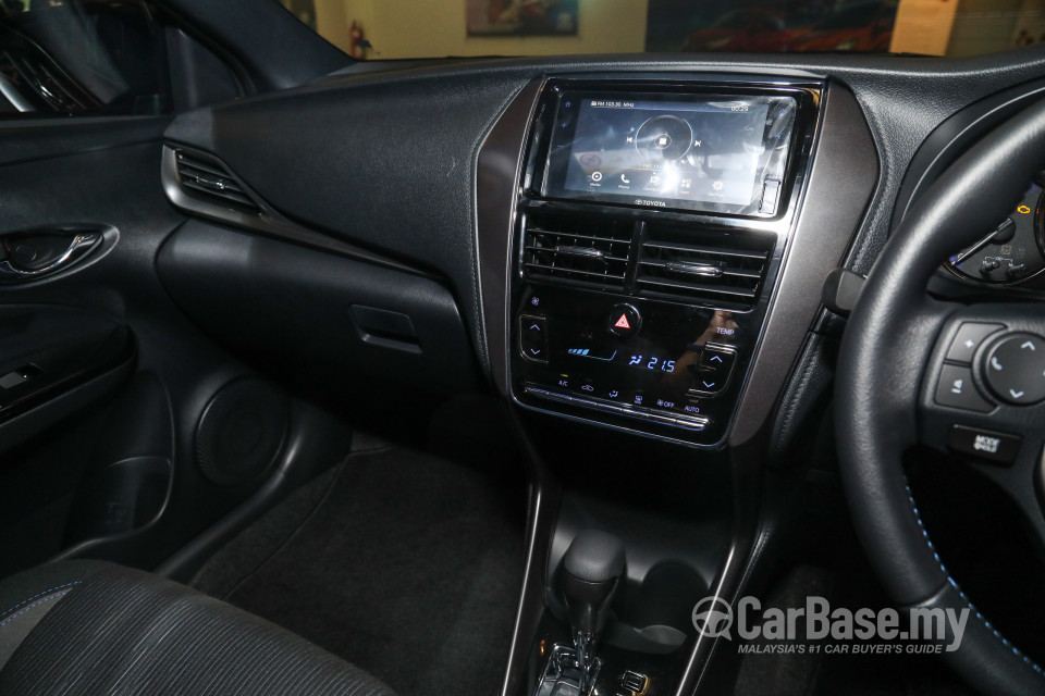 Toyota Yaris NSP151 Facelift 2 (2020) Interior