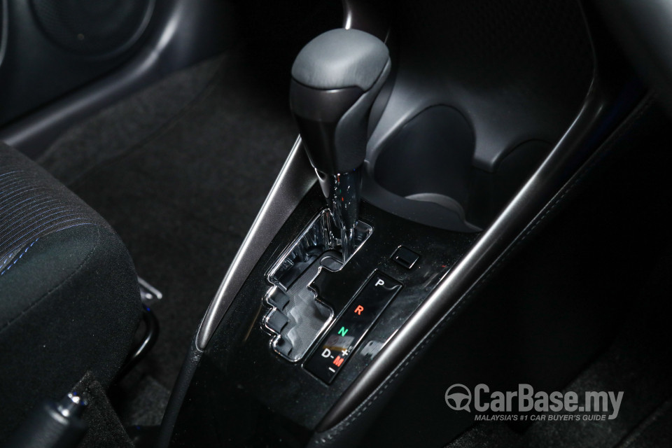 Toyota Yaris NSP151 Facelift 2 (2020) Interior