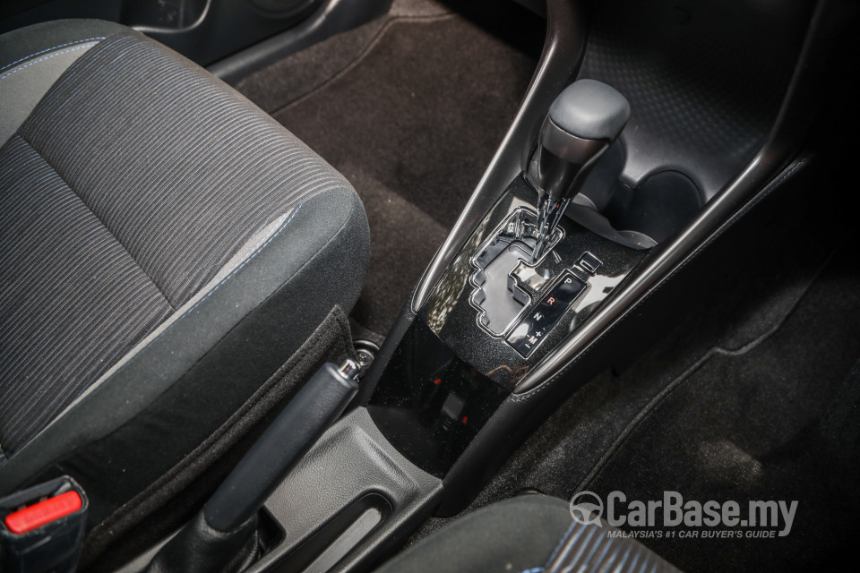 Toyota Yaris NSP151 Facelift 2 (2020) Interior