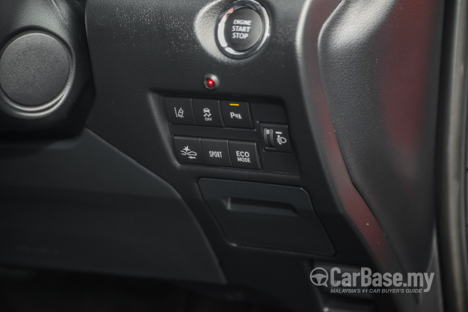 Toyota Yaris NSP151 Facelift 2 (2020) Interior