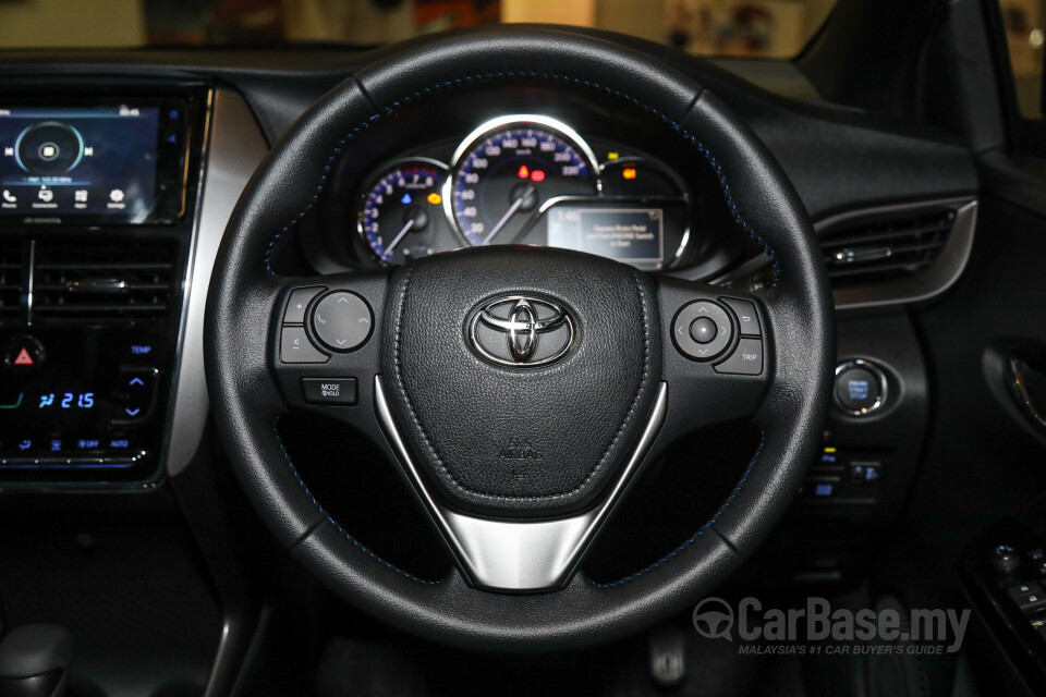 Toyota Yaris NSP151 Facelift 2 (2020) Interior