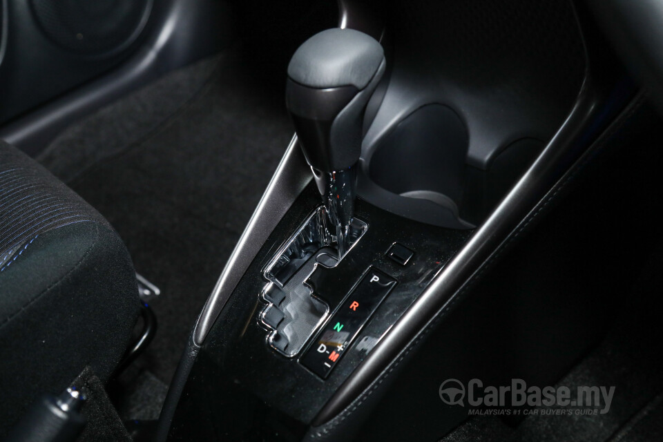 Toyota Yaris NSP151 Facelift 2 (2020) Interior