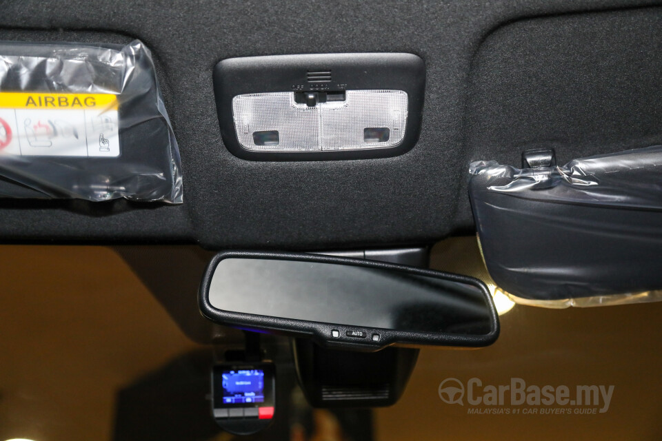 Toyota Yaris NSP151 Facelift 2 (2020) Interior