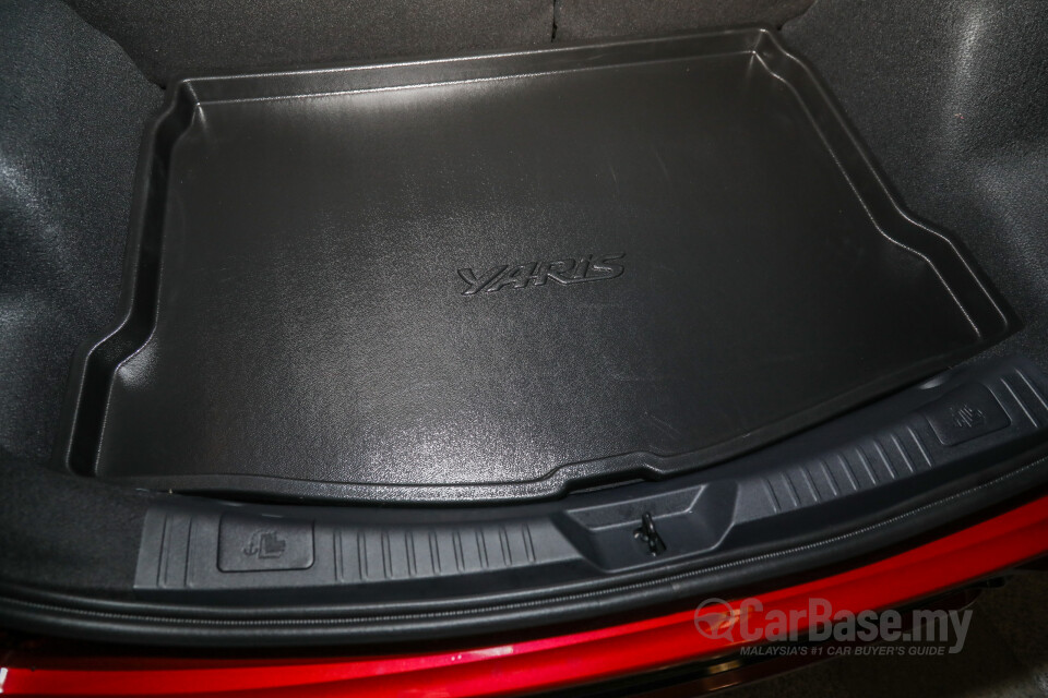 Toyota Yaris NSP151 Facelift 2 (2020) Interior