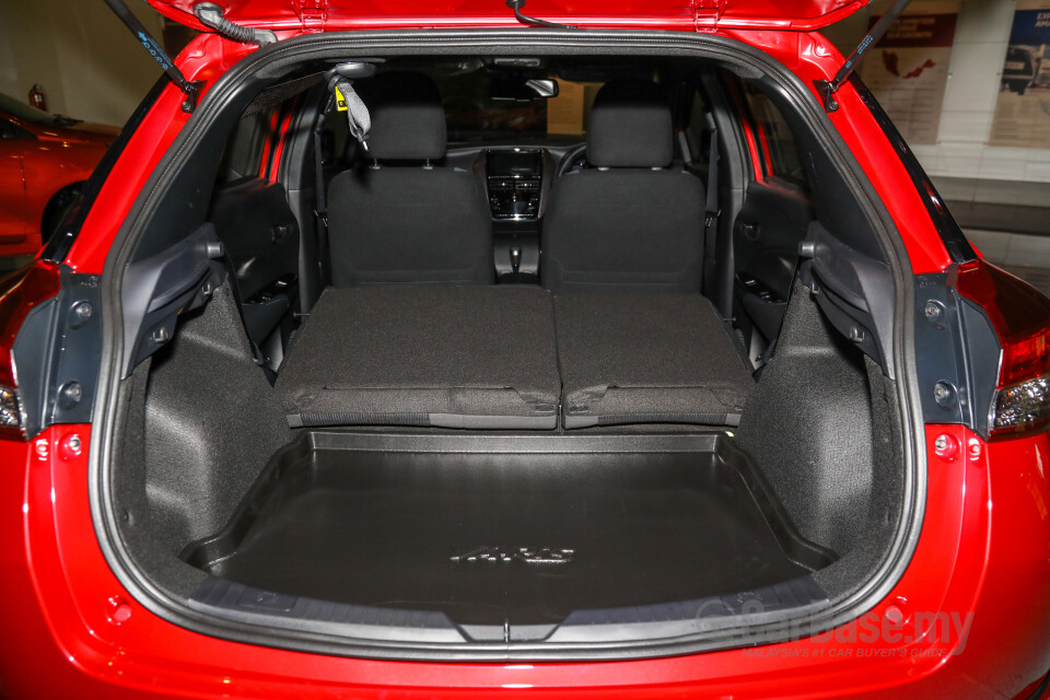 Toyota Yaris NSP151 Facelift 2 (2020) Interior