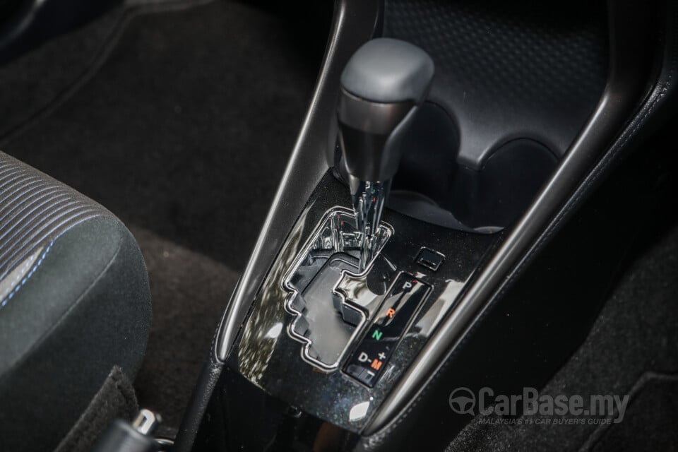 Toyota Yaris NSP151 Facelift 2 (2020) Interior