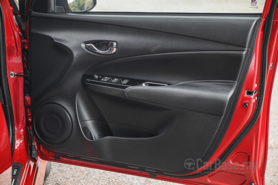Toyota Yaris NSP151 Facelift 2 (2020) Interior