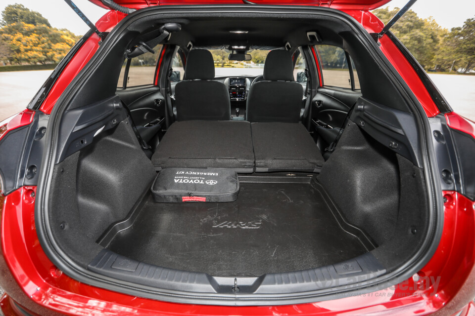 Toyota Yaris NSP151 Facelift 2 (2020) Interior