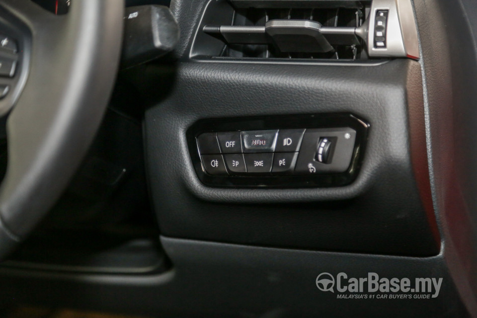 Toyota GR Supra A90 (2019) Interior