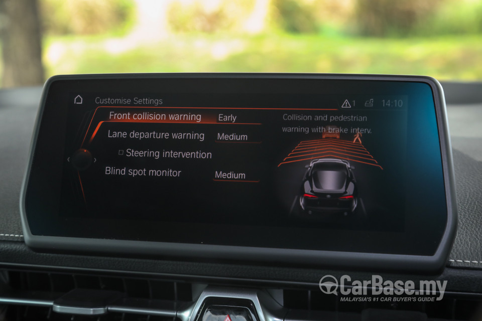Toyota GR Supra A90 (2019) Interior