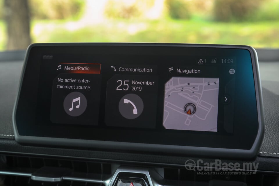 Toyota GR Supra A90 (2019) Interior