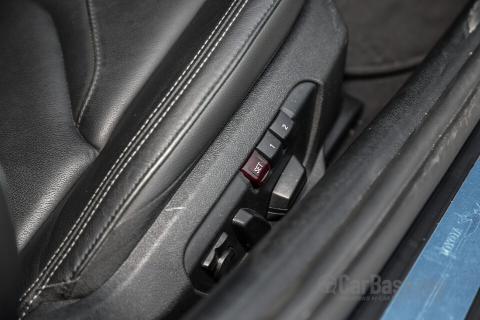 Toyota GR Supra A90 (2019) Interior