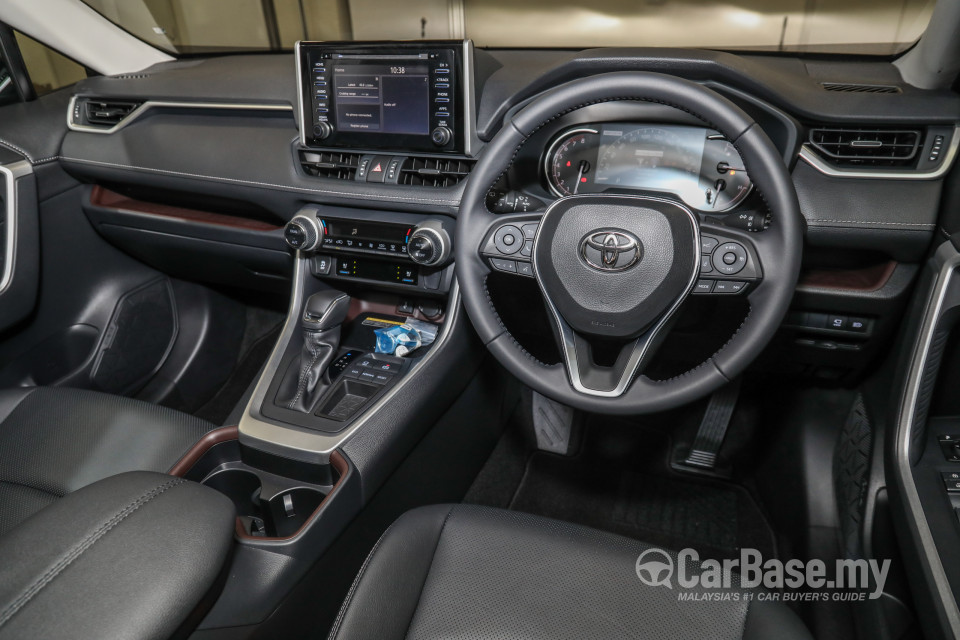 Toyota RAV4 XA50 (2020) Interior
