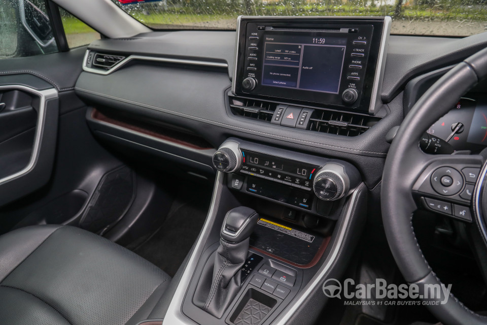 Toyota RAV4 XA50 (2020) Interior