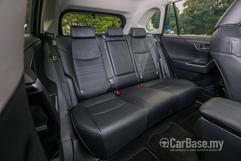 Toyota RAV4 XA50 (2020) Interior