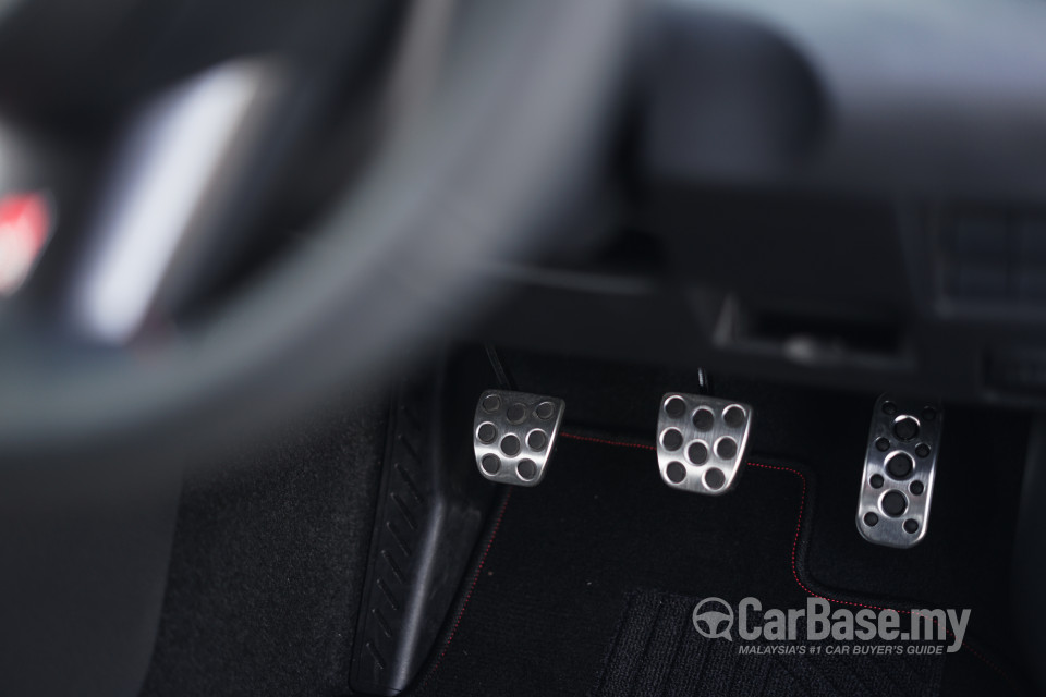 Toyota GR Yaris GXPA16 (2020) Interior