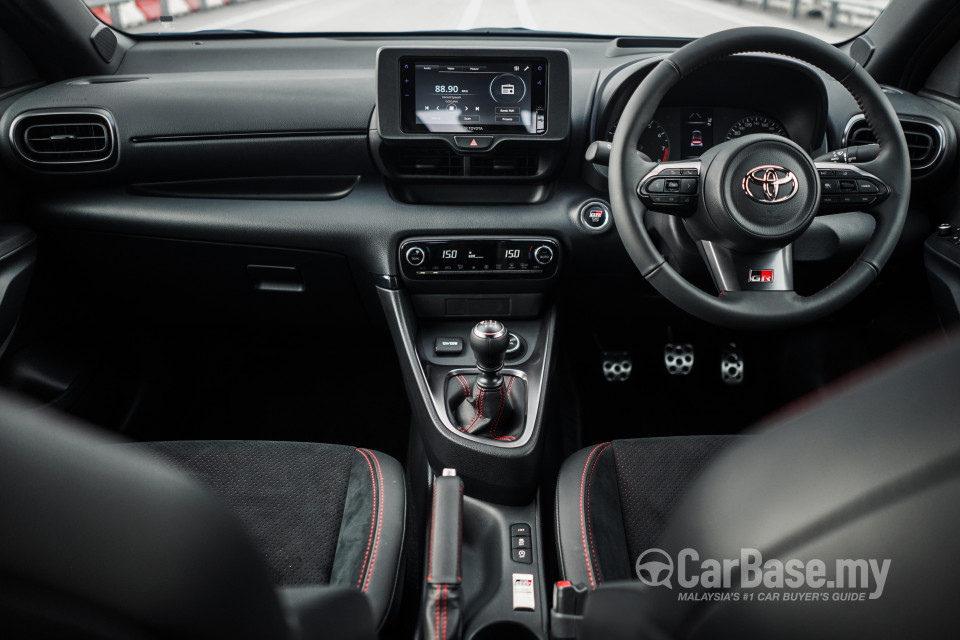 Toyota GR Yaris GXPA16 (2020) Interior
